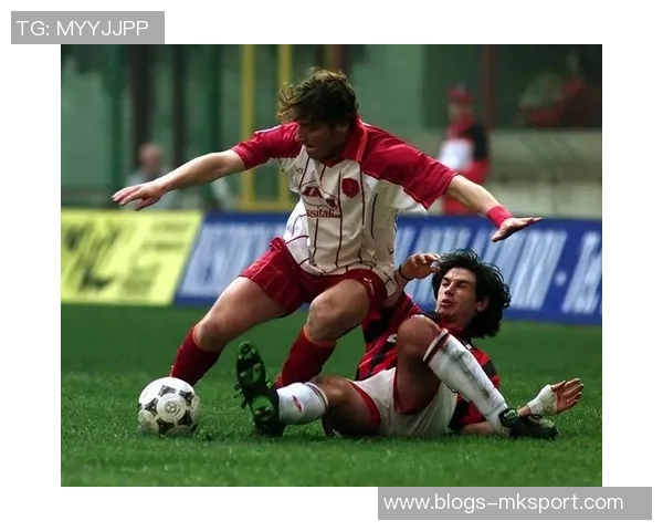 2009年AC米兰对决回顾：经典比赛中的精彩瞬间与战术分析