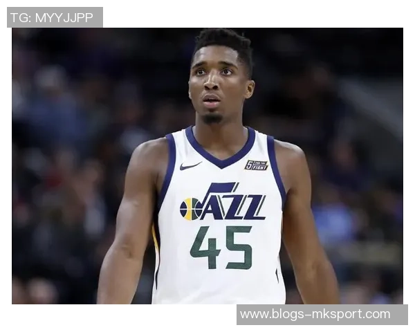 多诺万米切尔的篮球之路：从新秀到全明星的辉煌历程与挑战