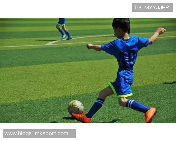 广州排球队技术揭秘：从基础训练到战术运用的全景分析