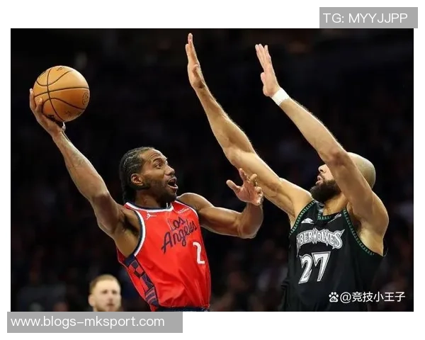 快船与森林狼激战正酣比分悬念迭起引发球迷热议